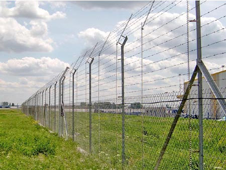 機場、高鐵等公共設施場所周界防護解決方案